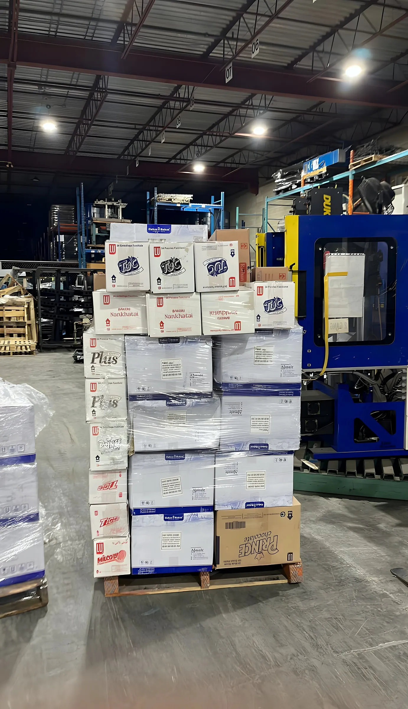 Dry warehouse in Brampton
